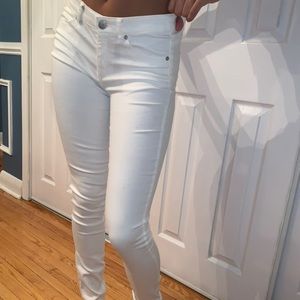 White H&M skinny jeans